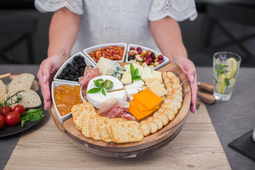 Putting together a cheese board, the correct way